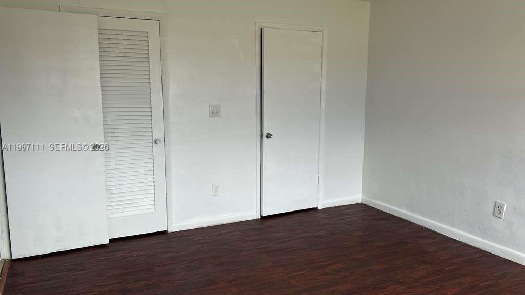 SUTTON HOUSE CONDO - Residential Lease