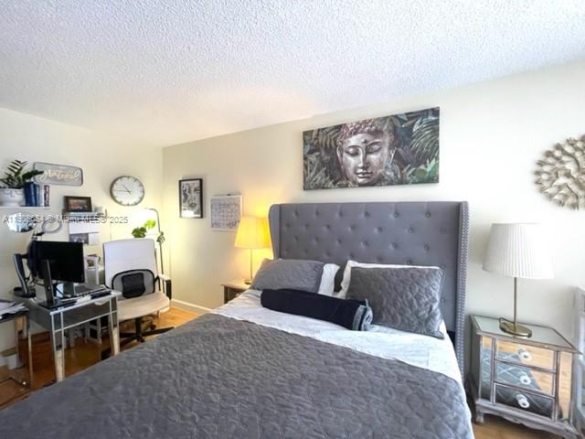 BAYVIEW TERR CONDO - Residential Lease