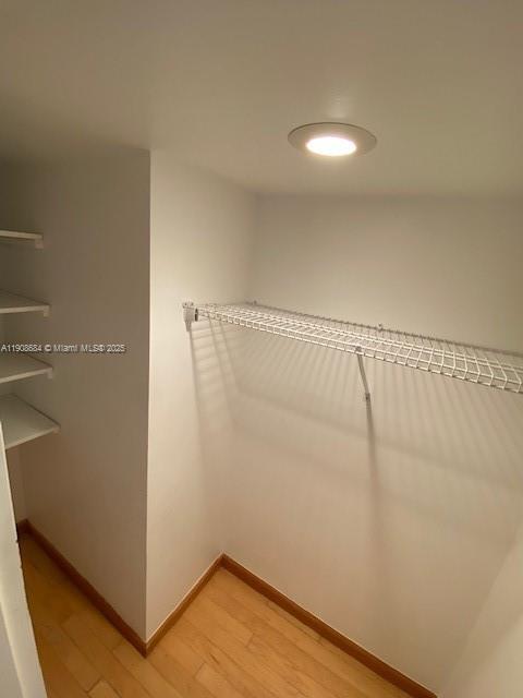 BAYVIEW TERR CONDO - Residential Lease