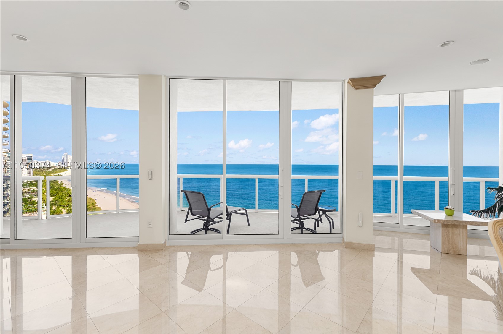 9601 Collins Ave T3