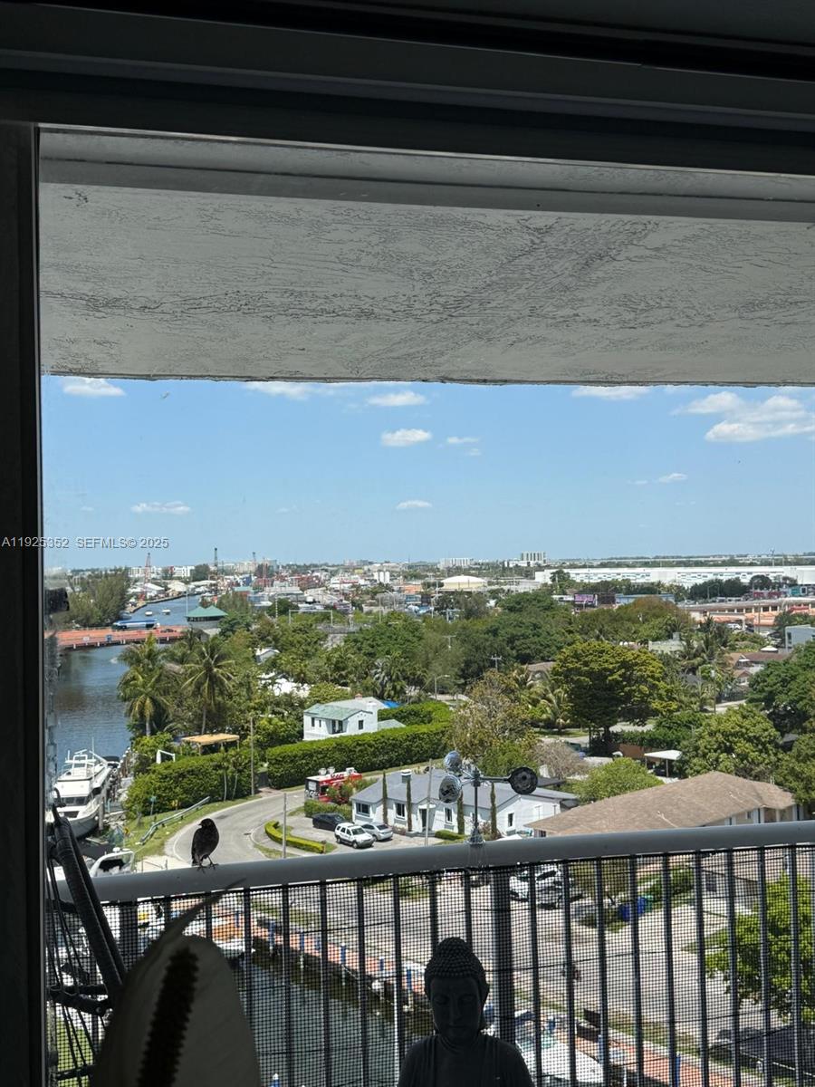 ISLA DEL MAR CONDO - Residential