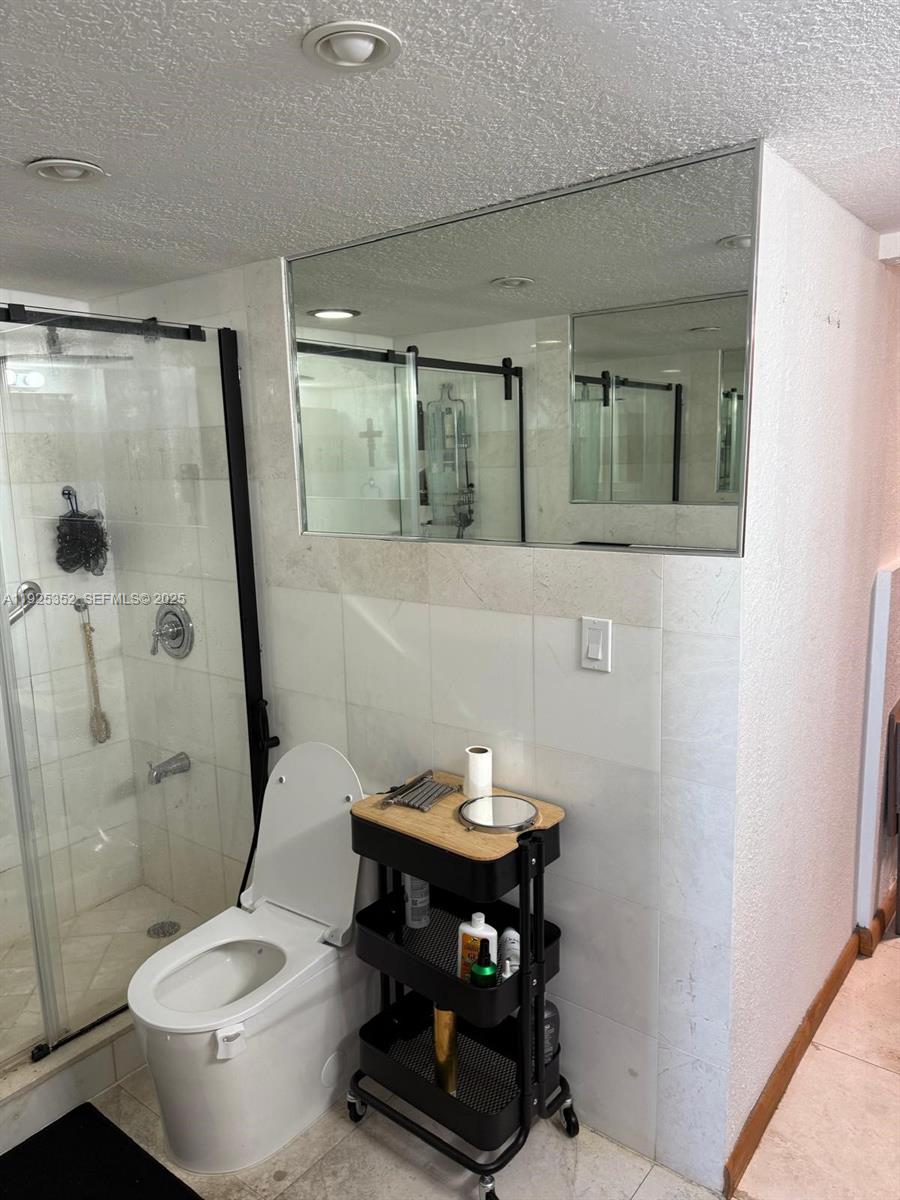 ISLA DEL MAR CONDO - Residential