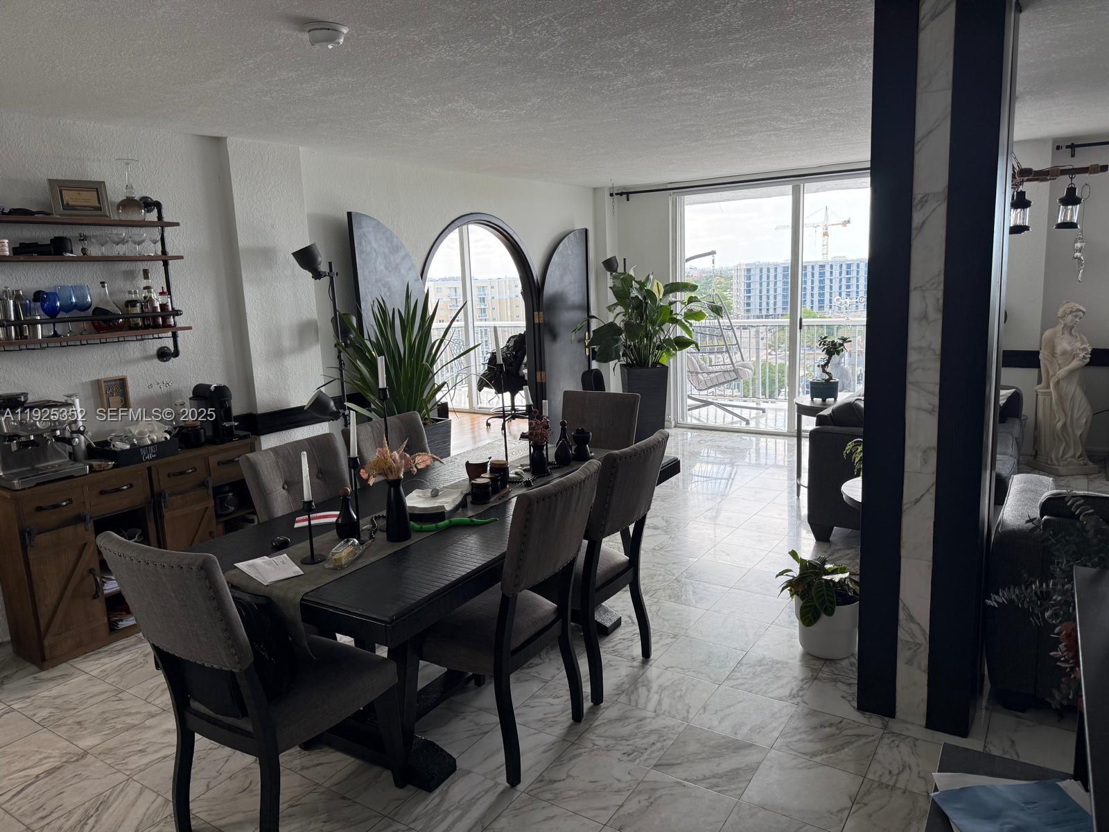 ISLA DEL MAR CONDO - Residential