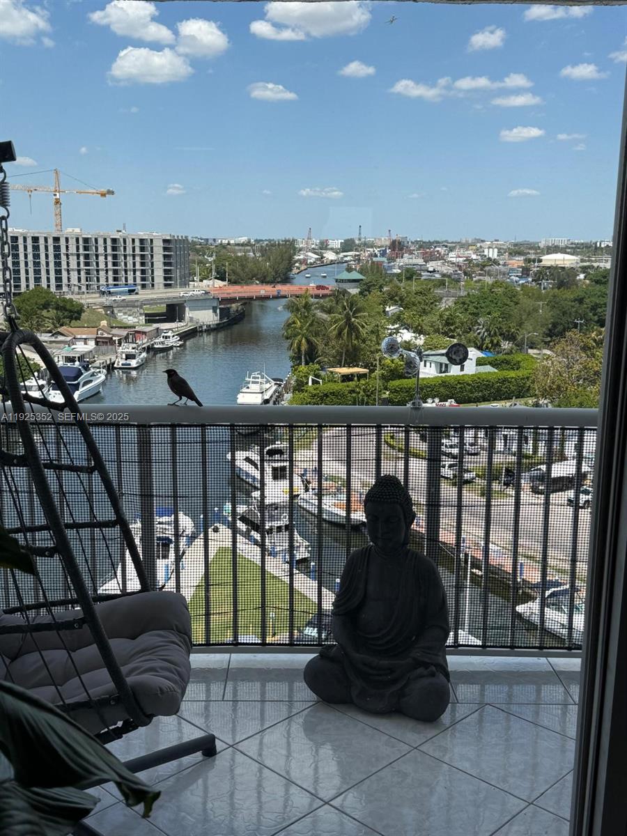 ISLA DEL MAR CONDO - Residential