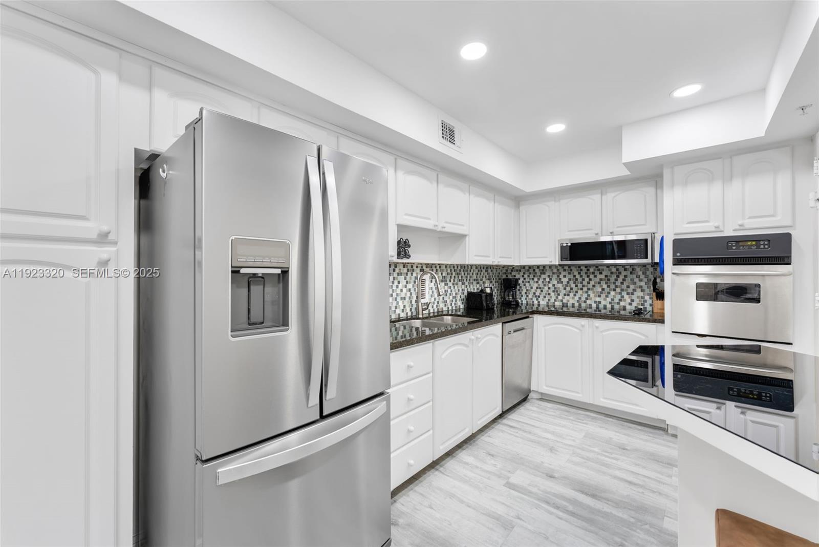 TIDES ON HOLLYWOOD BEACH - Residential