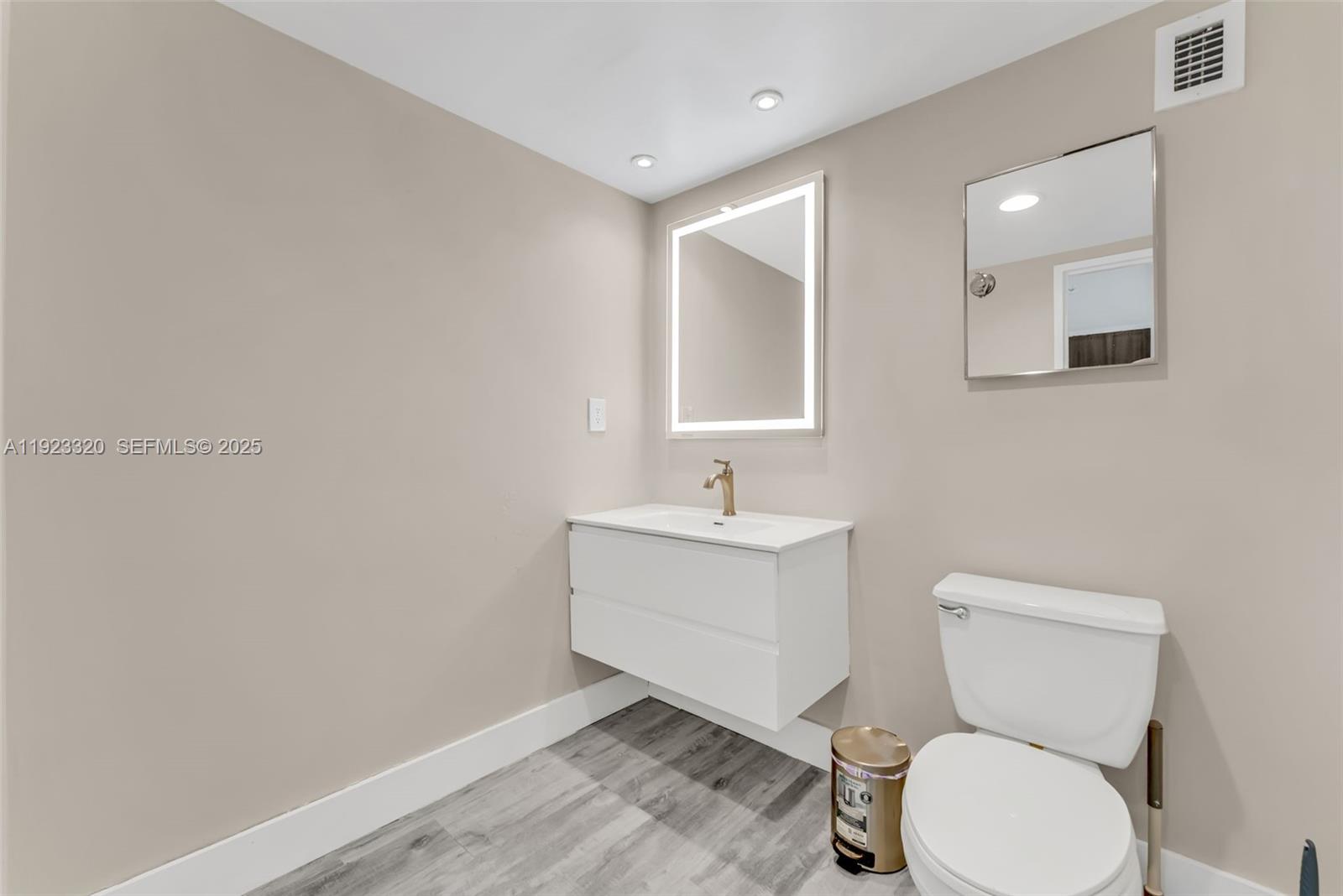 TIDES ON HOLLYWOOD BEACH - Residential