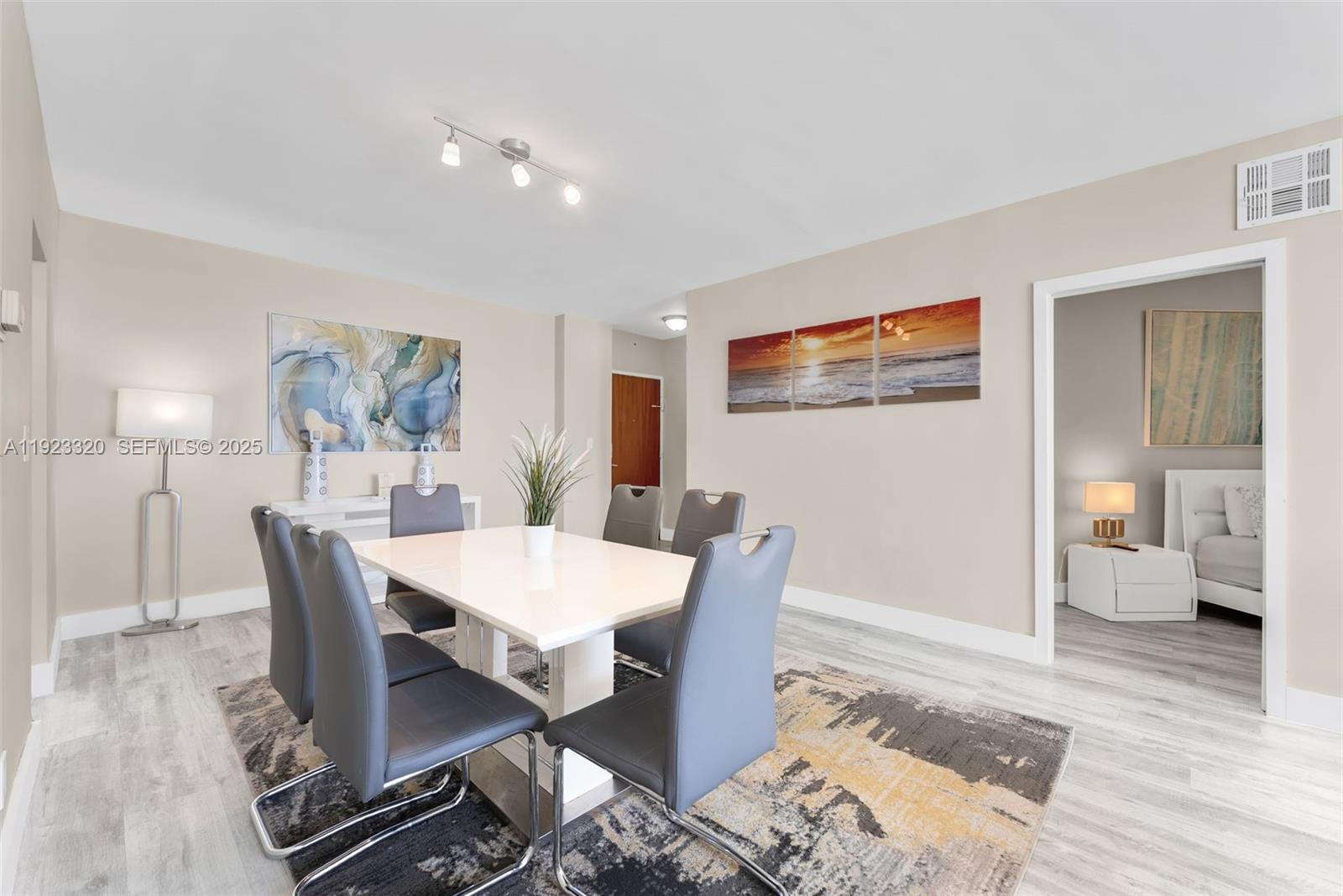 TIDES ON HOLLYWOOD BEACH - Residential