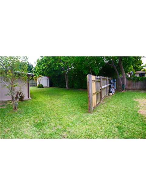 5 56 40 BEL-AIRE SEC 1 - Residential