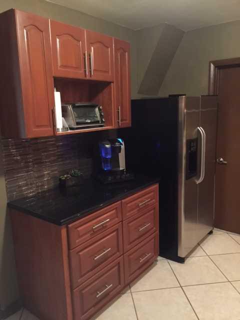 5 56 40 BEL-AIRE SEC 1 - Residential