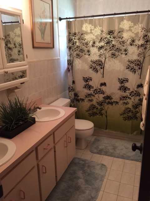 5 56 40 BEL-AIRE SEC 1 - Residential