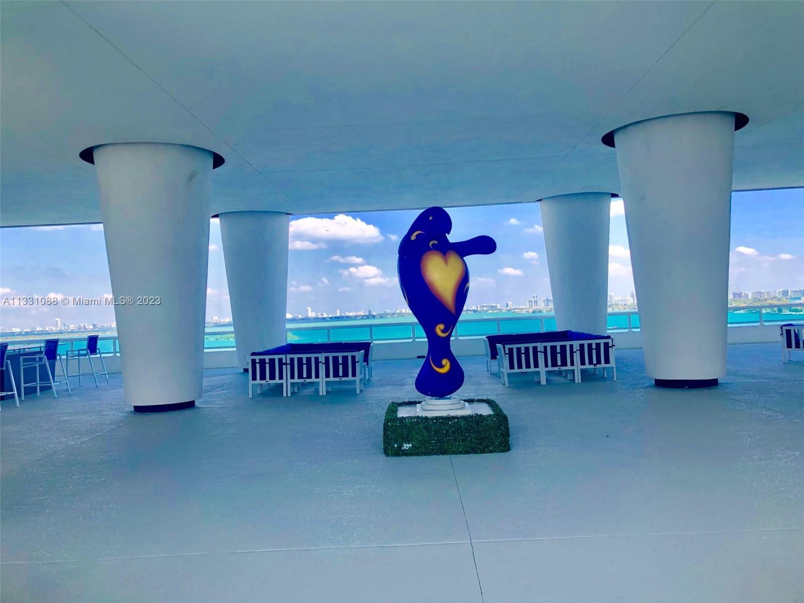 1800 CLUB CONDO - Residential Lease