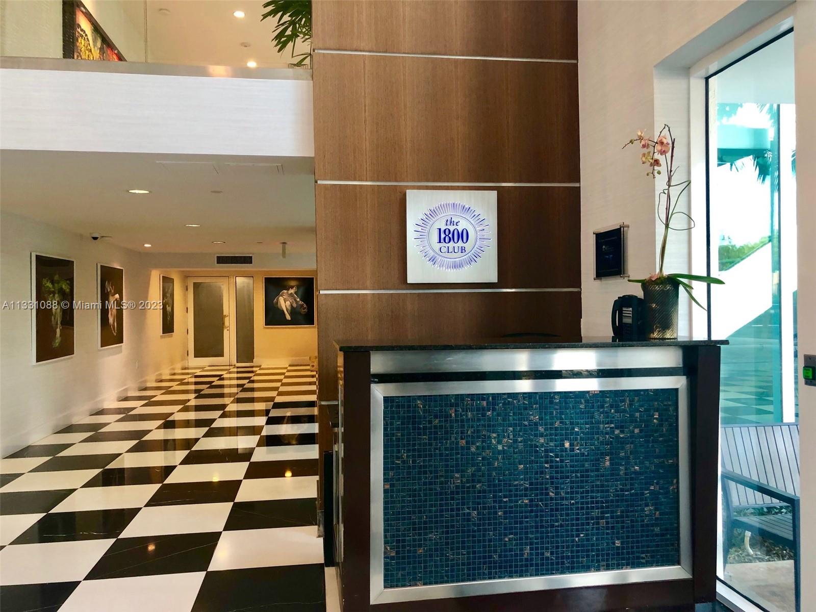 1800 CLUB CONDO - Residential Lease