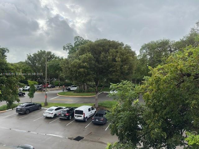 HOLLYWOOD PARC CONDOMINIU - Residential Lease