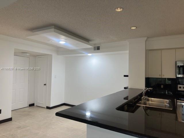 HOLLYWOOD PARC CONDOMINIU - Residential Lease