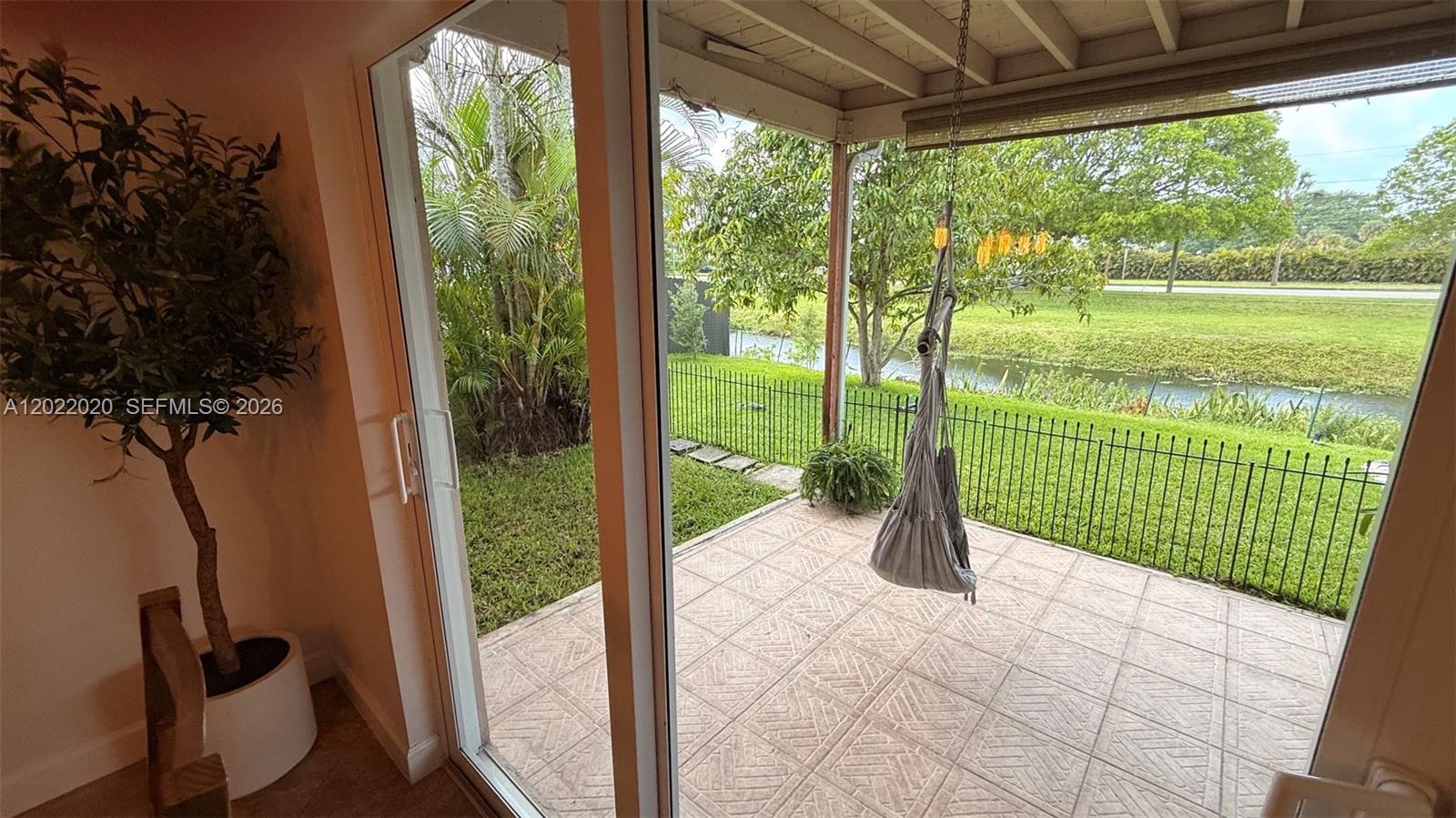 SANDALFOOT COVE SEC 7 AND - Residential