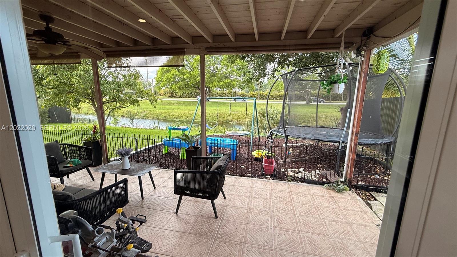 SANDALFOOT COVE SEC 7 AND - Residential