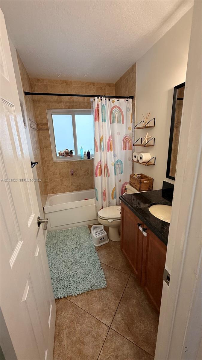 SANDALFOOT COVE SEC 7 AND - Residential