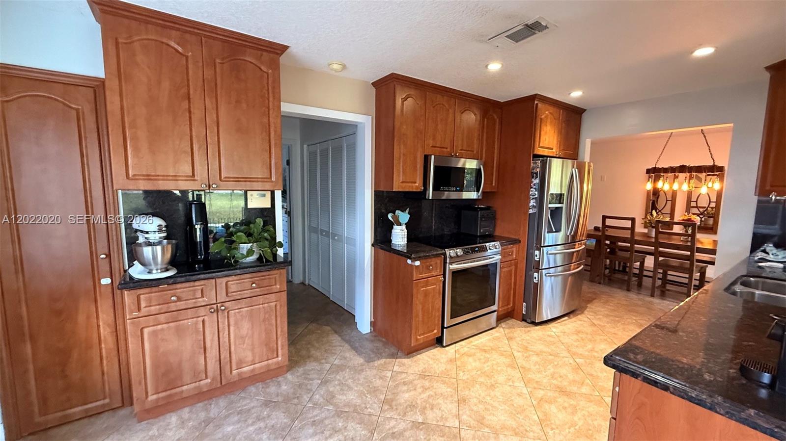 SANDALFOOT COVE SEC 7 AND - Residential