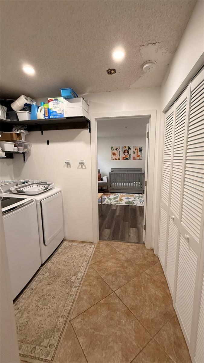 SANDALFOOT COVE SEC 7 AND - Residential