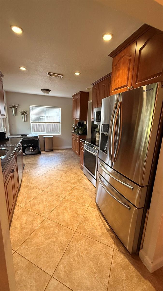 SANDALFOOT COVE SEC 7 AND - Residential
