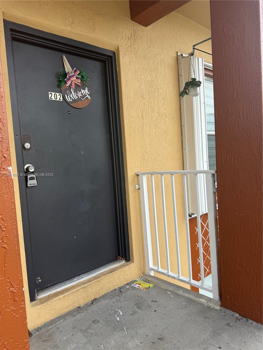 HIALEAH 17TH ADDN REV & A - Residential Lease