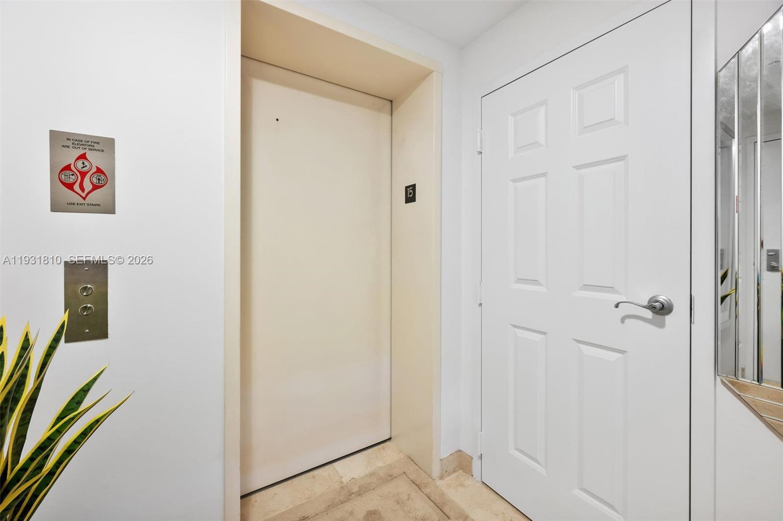 JACKSON TOWER LAS OLAS CO - Residential