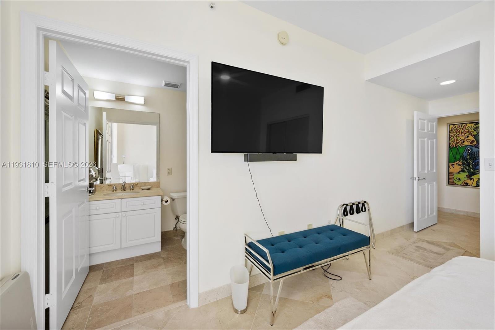 JACKSON TOWER LAS OLAS CO - Residential