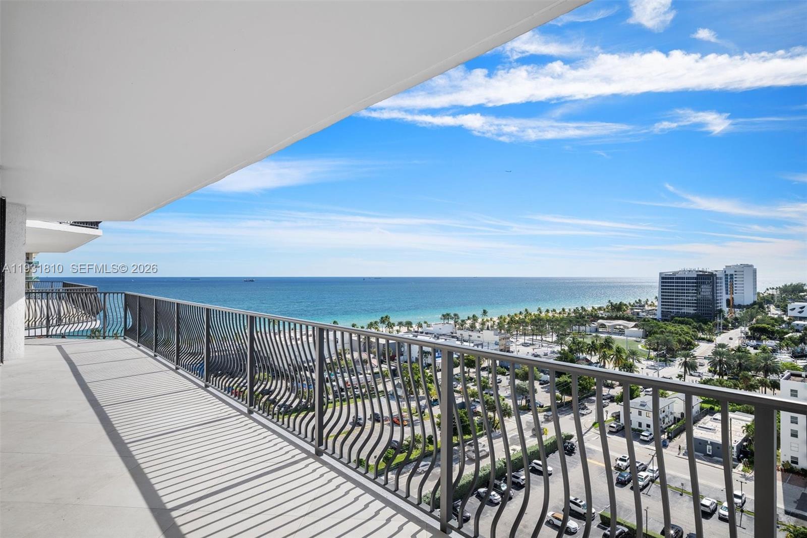 JACKSON TOWER LAS OLAS CO - Residential