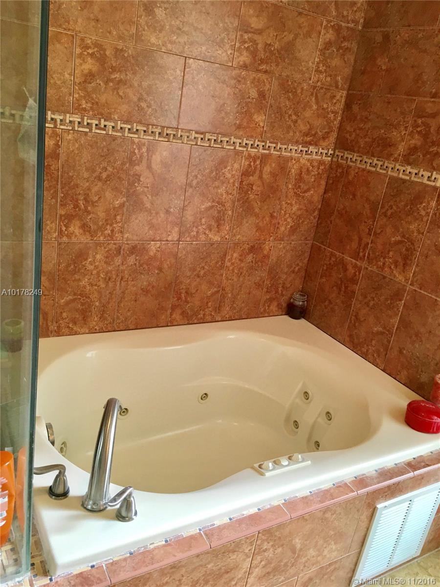 Hawkes Bluff 134-24 B - Residential