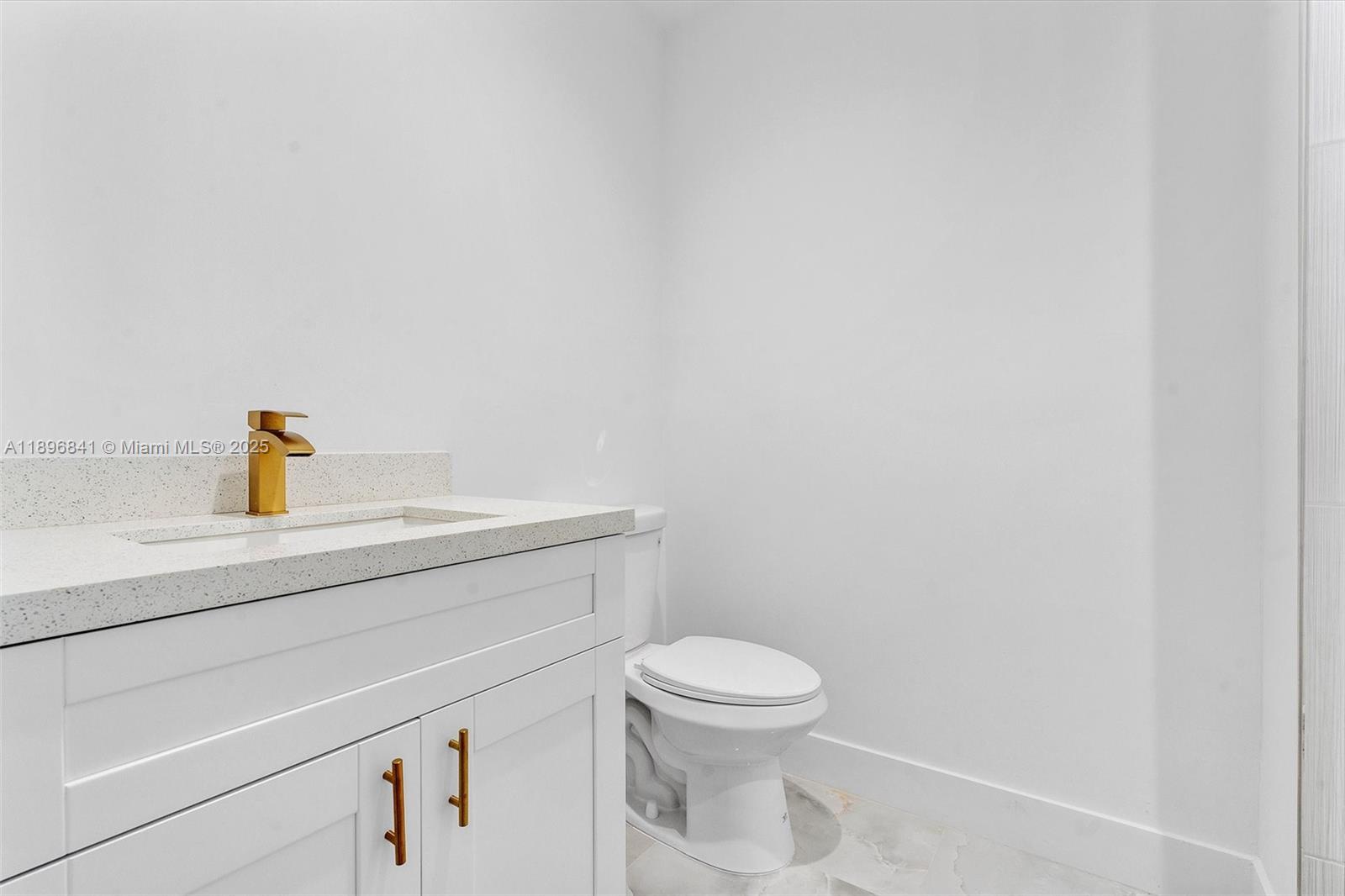HIALEAH HEIGHTS - Residential Lease