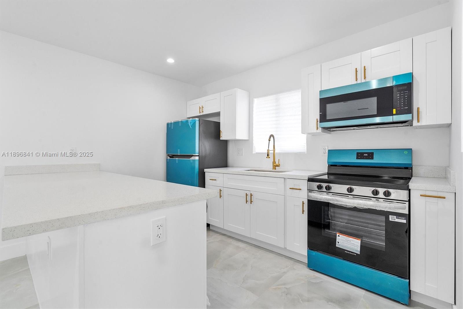 HIALEAH HEIGHTS - Residential Lease