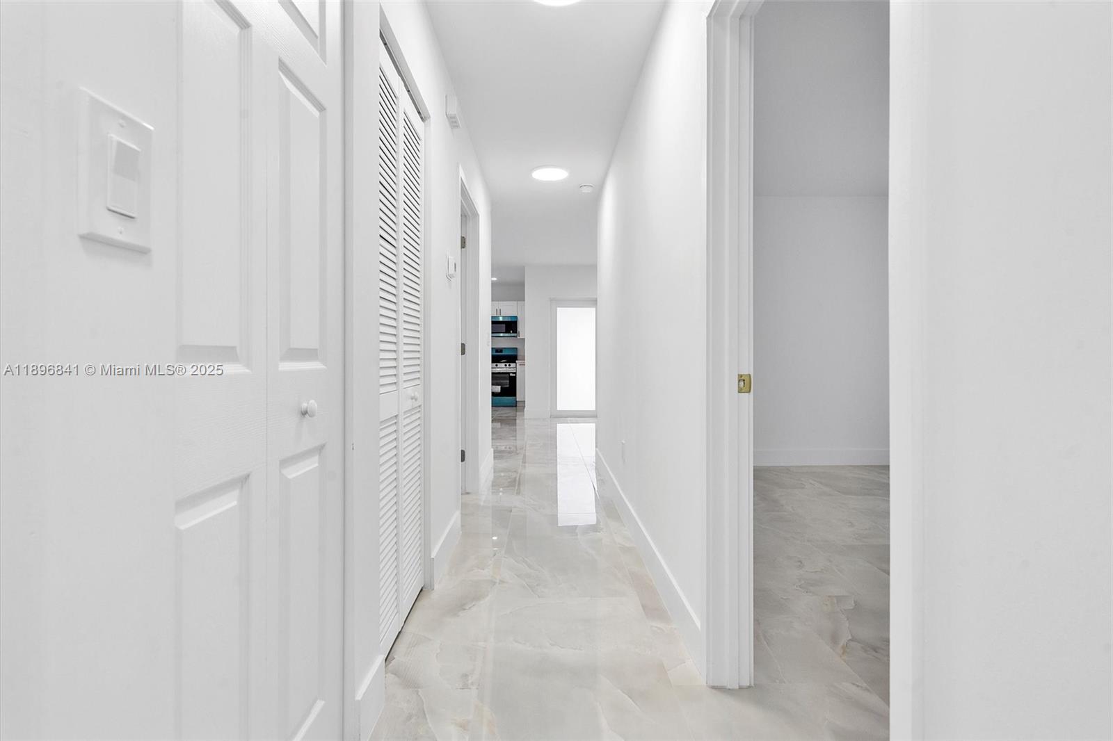 HIALEAH HEIGHTS - Residential Lease