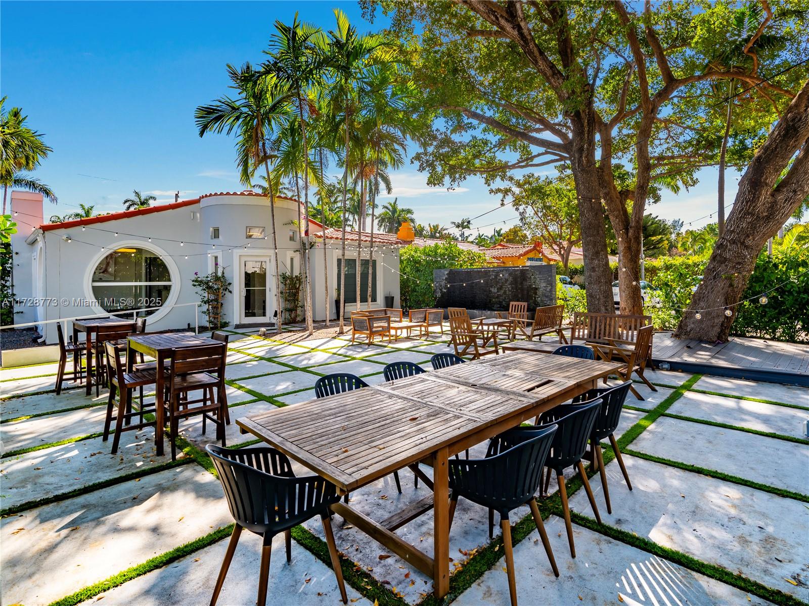 1355 Alton Road