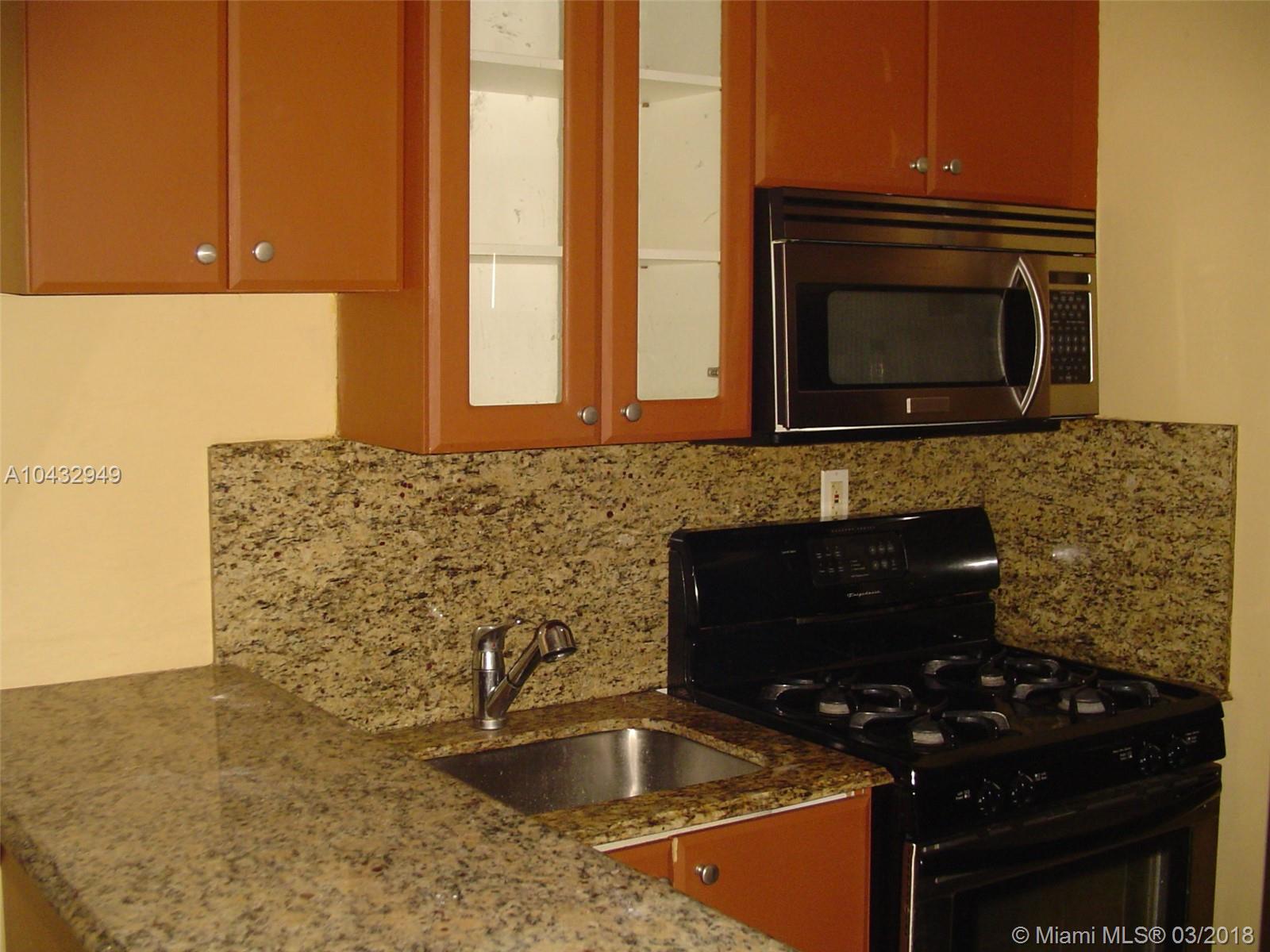 VIRGINIA POINTE CONDO - Residential Lease