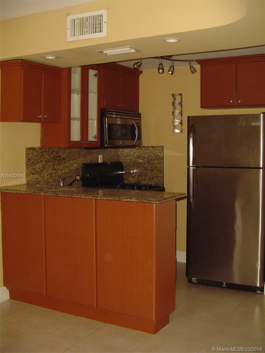 VIRGINIA POINTE CONDO - Residential Lease