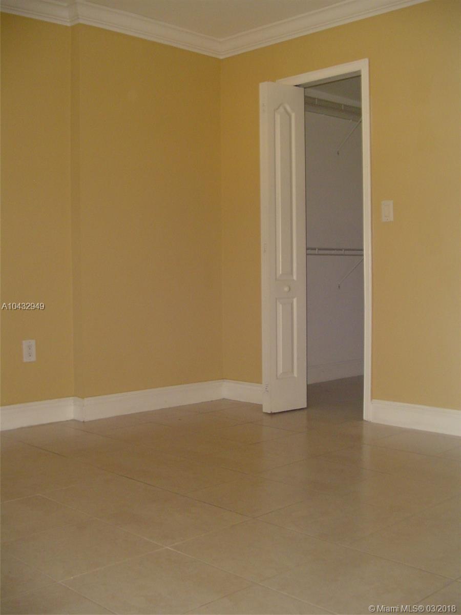 VIRGINIA POINTE CONDO - Residential Lease