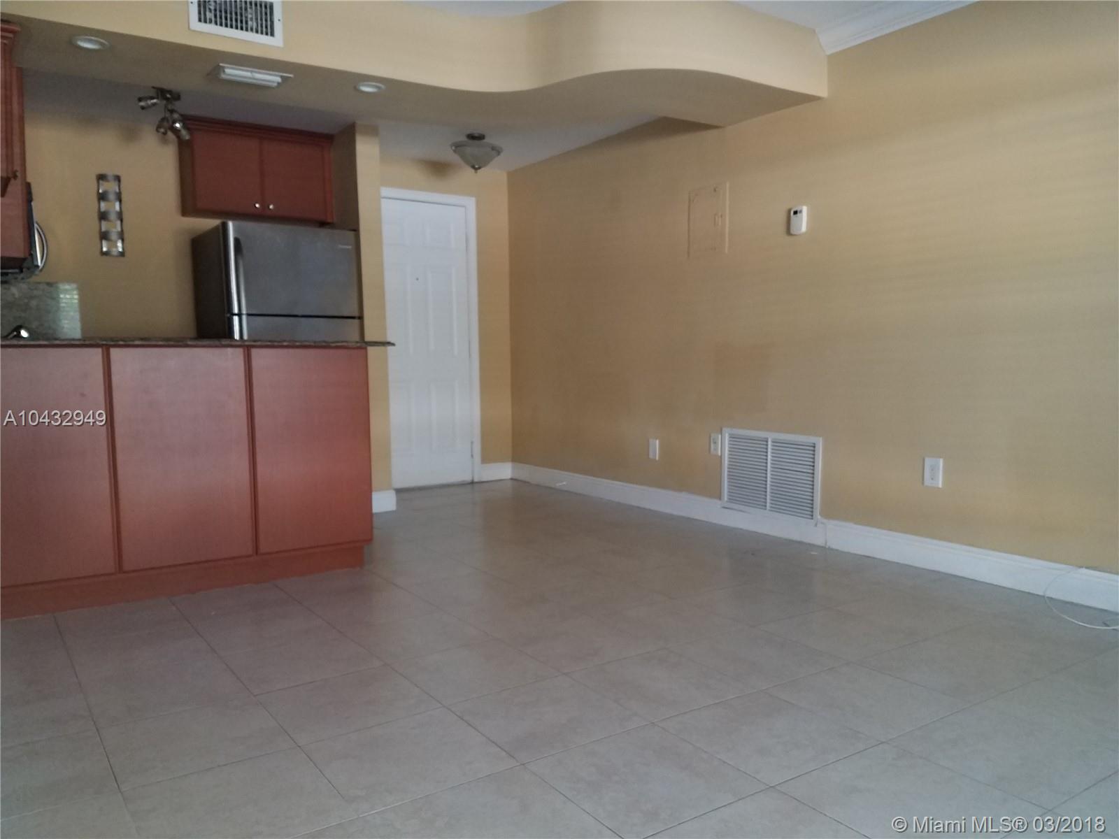 VIRGINIA POINTE CONDO - Residential Lease