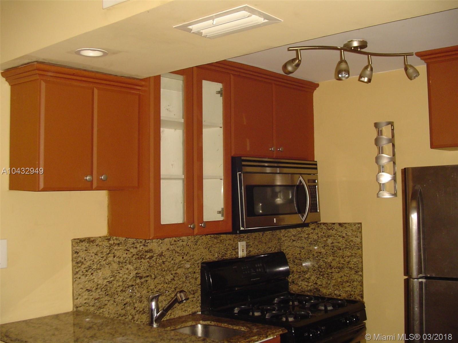 VIRGINIA POINTE CONDO - Residential Lease