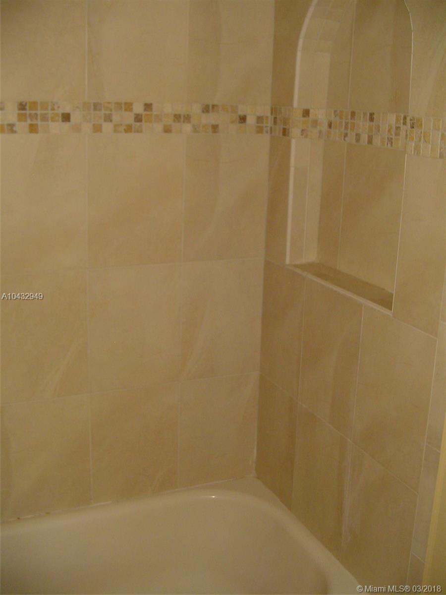 VIRGINIA POINTE CONDO - Residential Lease