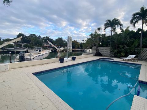 Tiny photo for 3485 N Meridian Ave, Miami Beach, FL 33140 (MLS # A12008450)