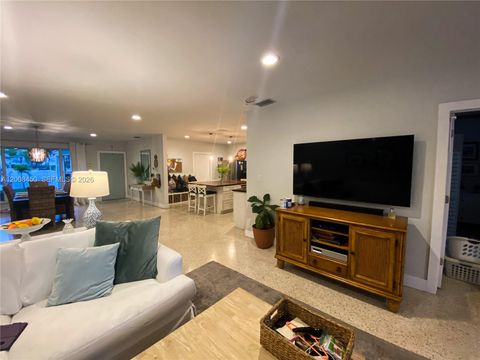 Tiny photo for 3485 N Meridian Ave, Miami Beach, FL 33140 (MLS # A12008450)