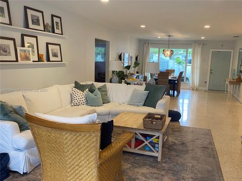 Tiny photo for 3485 N Meridian Ave, Miami Beach, FL 33140 (MLS # A12008450)