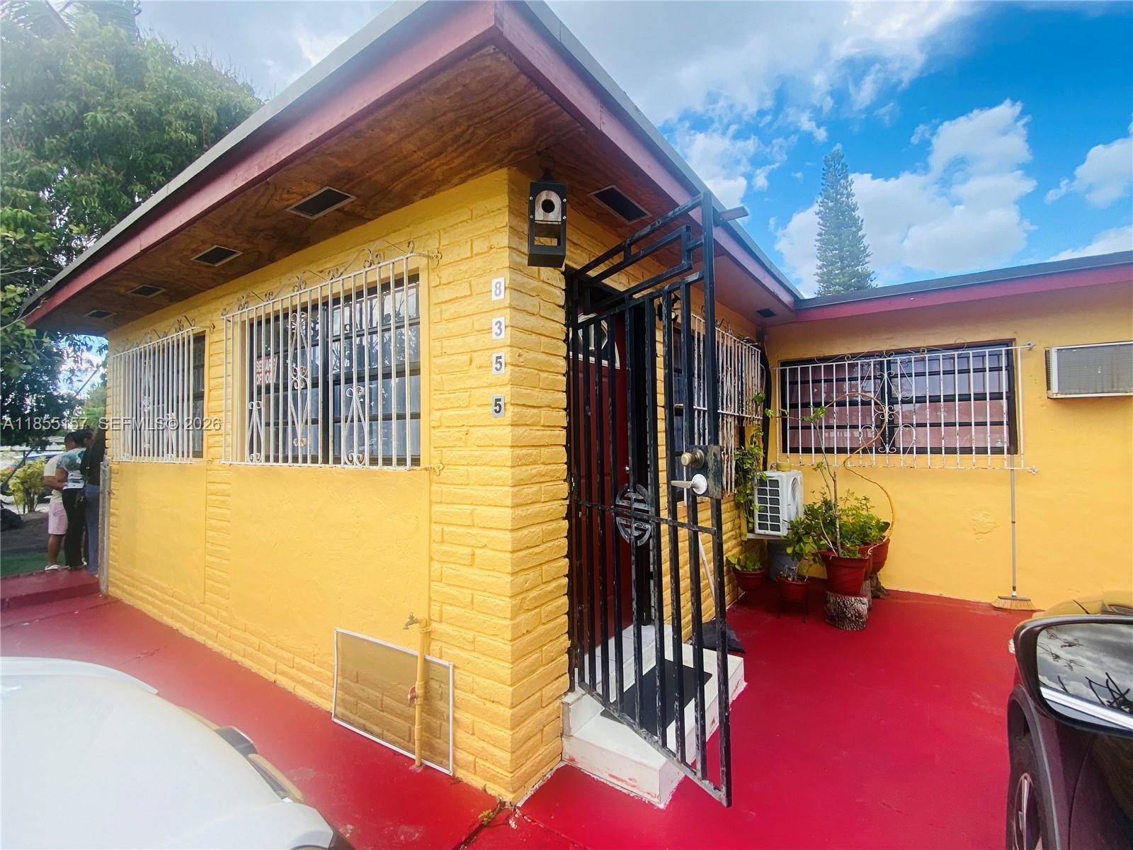 ANDERSON HEIGHTS - Residential