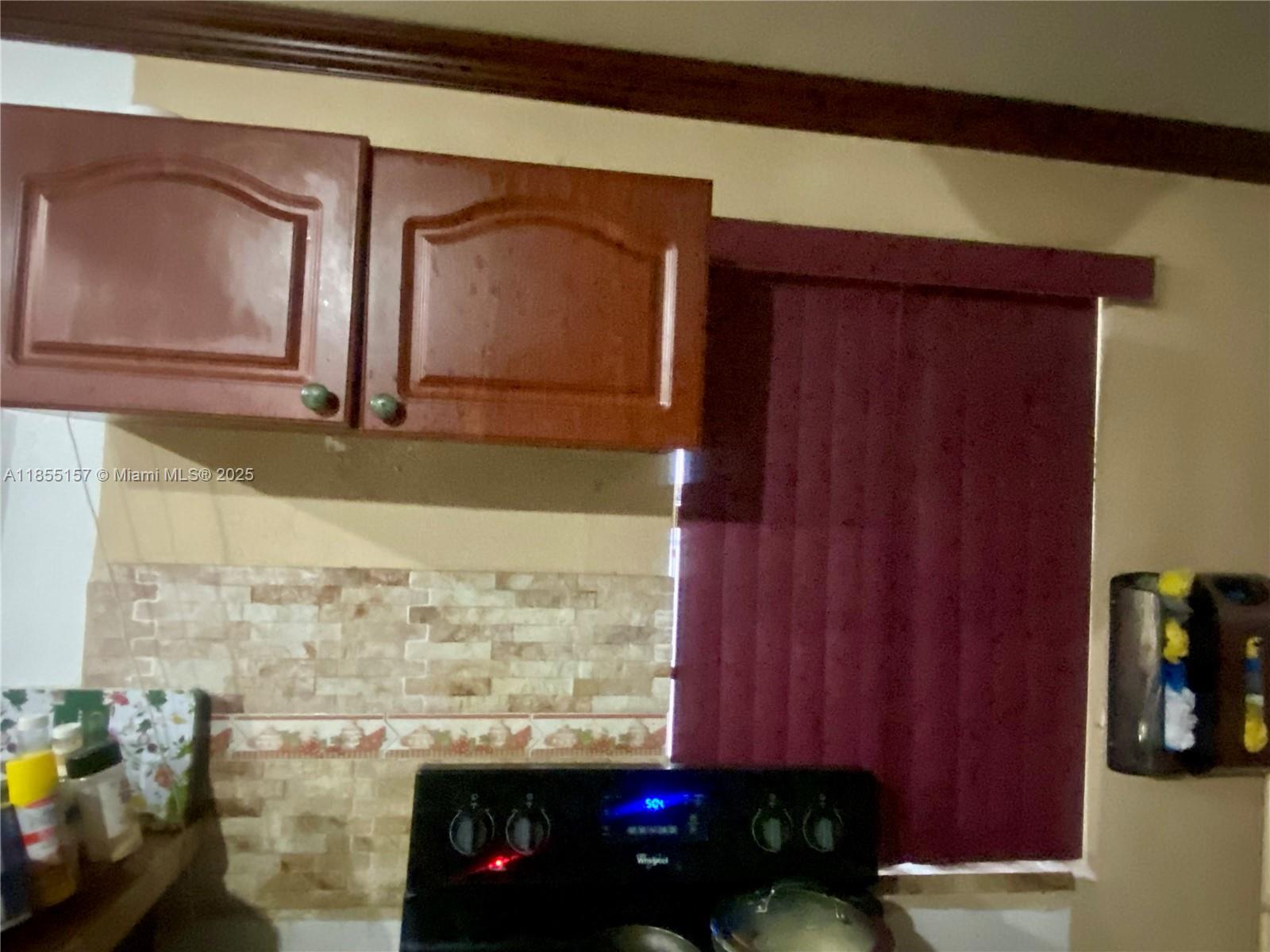 ANDERSON HEIGHTS - Residential