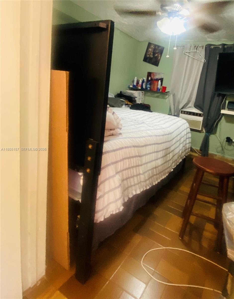 ANDERSON HEIGHTS - Residential