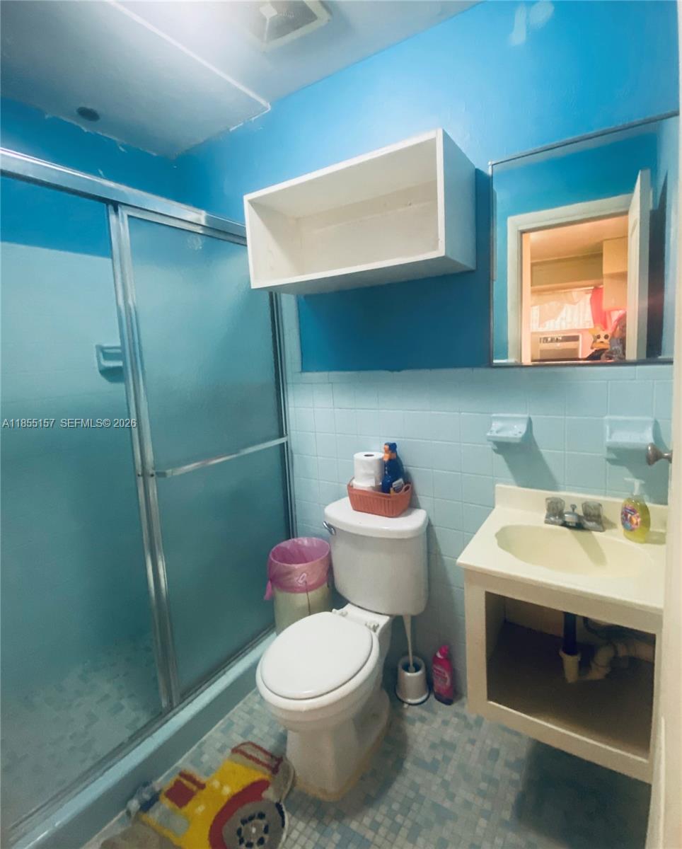 ANDERSON HEIGHTS - Residential