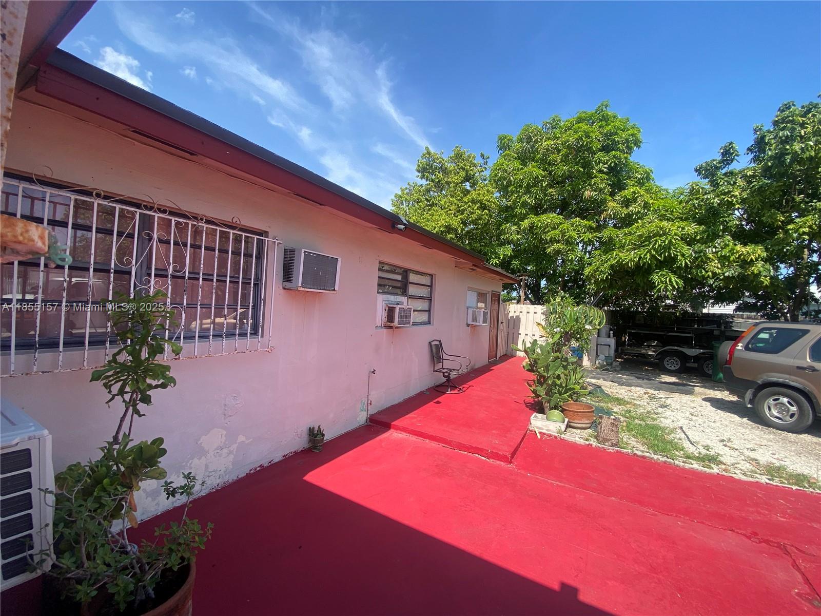 ANDERSON HEIGHTS - Residential