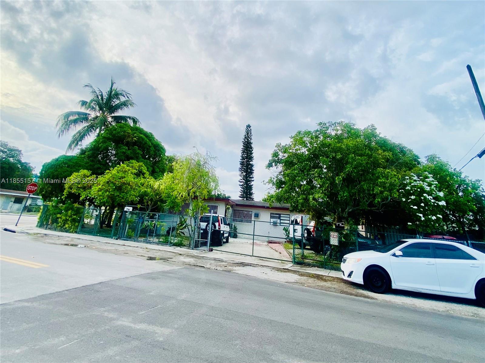 ANDERSON HEIGHTS - Residential