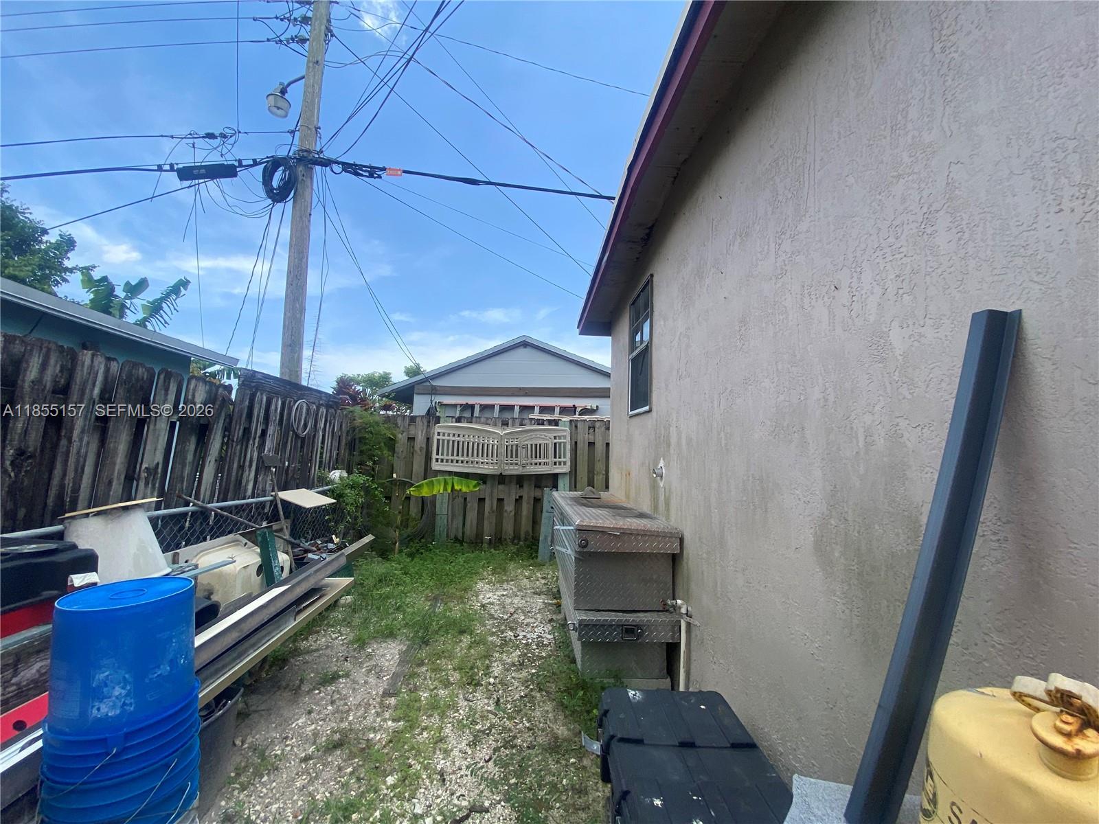 ANDERSON HEIGHTS - Residential