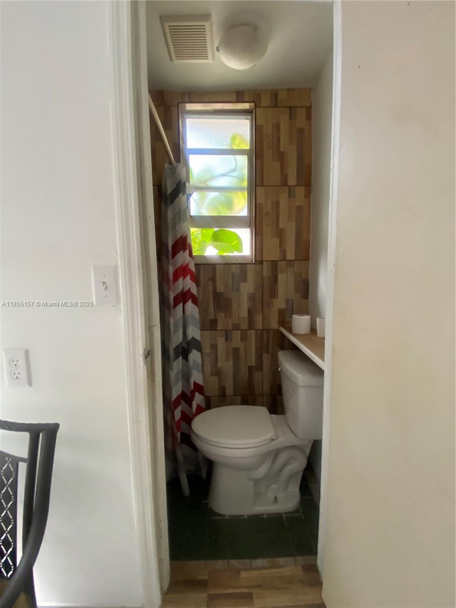 ANDERSON HEIGHTS - Residential